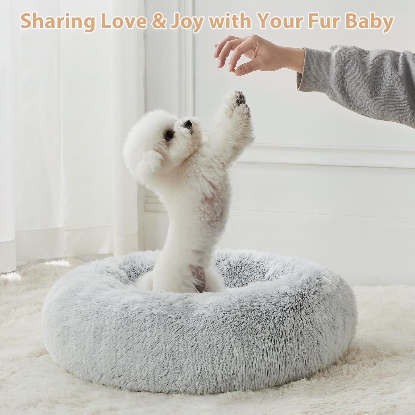 Calming Dog Bed Cat Bed Donut, Faux Fur Pet Bed Self-Warming Donut Cuddler, Comfortable round Plush Dog Beds (24 X 24 Inch, Light Grey)